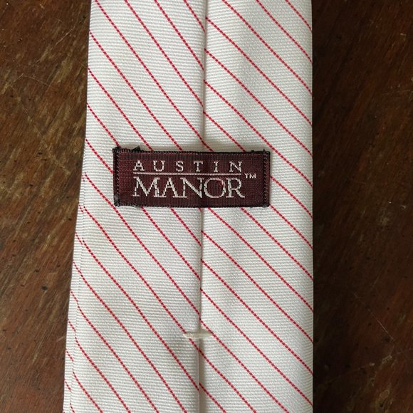 Austin Manor - White With Pink Stripe Polyester/Silk Tie - Picture 2 of 3